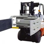 Kierrettävä monikäyttöinen puristin